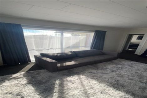 Photo of property in 9 Clutha Place, Westbrook, Palmerston North, 4412