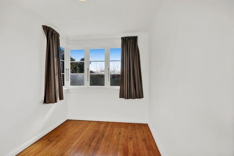 Photo of property in 32 Leicester Street, Patea, 4520