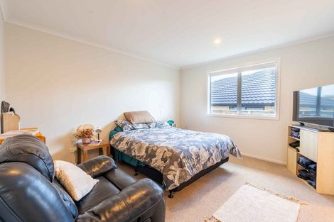 Photo of property in 32 Richardson Road, Omokoroa, 3114