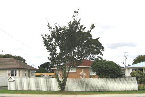 Photo of property in 237 Birkdale Road, Birkdale, Auckland, 0626