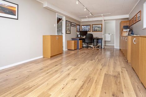 Photo of property in 10 Woodcote Drive, Glenfield, Auckland, 0629