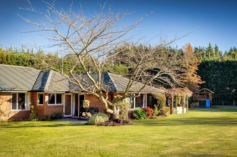 Photo of property in 29 Scarlet Oak Drive, West Melton, Christchurch, 7671