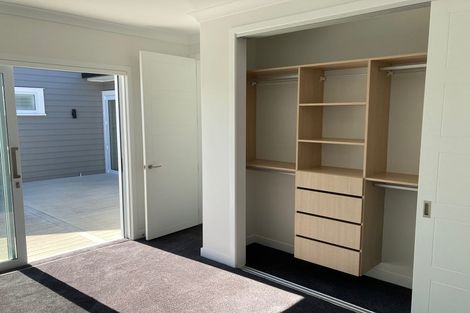 Photo of property in 13 Waitemata Drive, One Tree Point, 0118