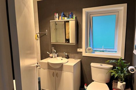 Photo of property in 84 Shetland Street, Glen Eden, Auckland, 0602