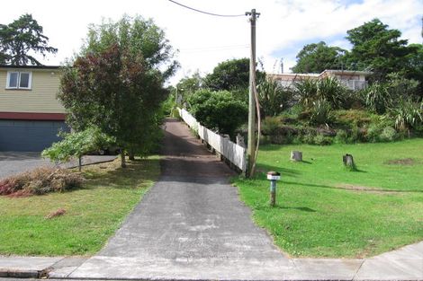 Photo of property in 11 Rangeview Road, Sunnyvale, Auckland, 0612