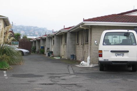 Photo of property in 86 Reid Road, South Dunedin, Dunedin, 9012