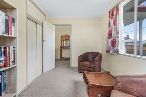 Photo of property in 10 Perry Place, Bader, Hamilton, 3206