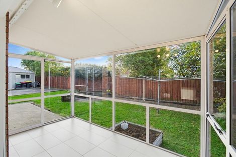 Photo of property in 10 Aztec Place, Redwood, Christchurch, 8051