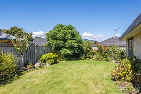 Photo of property in 82 Regent Drive, Paraparaumu Beach, Paraparaumu, 5032