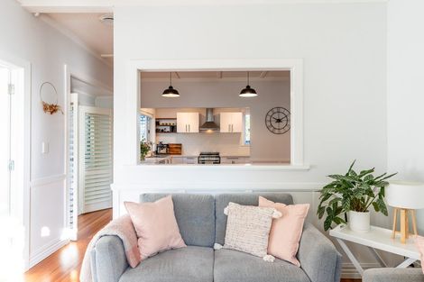 Photo of property in 42 Naylor Street, Hamilton East, Hamilton, 3216