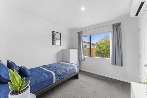 Photo of property in 18 Maadi Place, Papakura, 2110