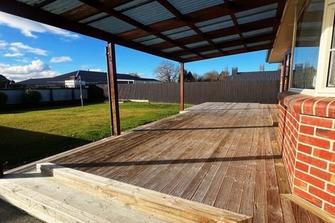 Photo of property in 17 Richard Pearse Drive, Temuka, 7920