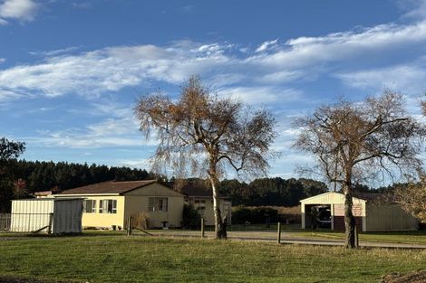 Photo of property in 16 Bay Road, Purakaunui, 9081