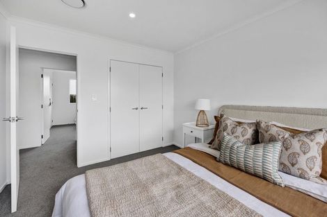 Photo of property in 1 Pukatea Street, Hawera, 4610