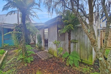 Photo of property in 3 Robert Street, Marton, 4710