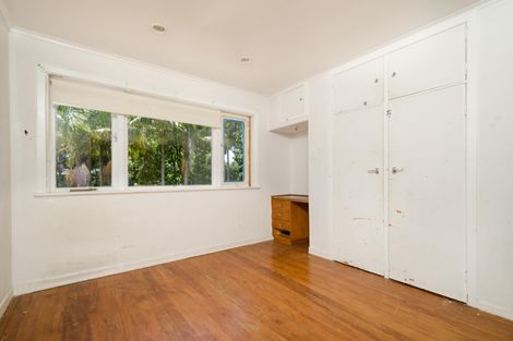 Photo of property in 19a Newington Road, Henderson, Auckland, 0612