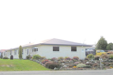 Photo of property in 12 Kepler Place, Te Anau, 9600
