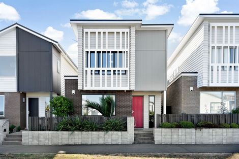 Photo of property in 4 Kotuku Lane, Hobsonville, Auckland, 0616