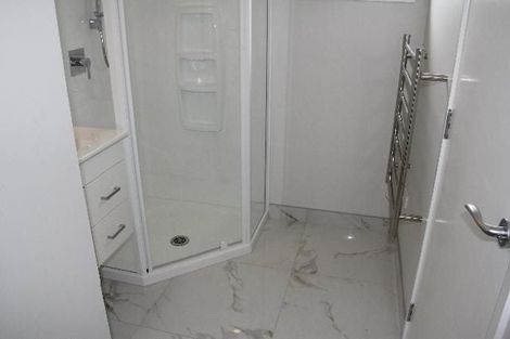 Photo of property in 56 Taikata Road, Te Atatu Peninsula, Auckland, 0610