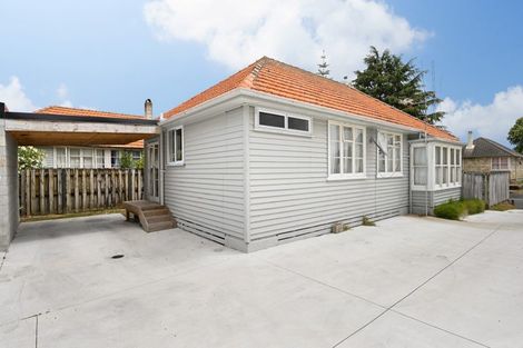 Photo of property in 45u1 Ross Crescent, Fairfield, Hamilton, 3214