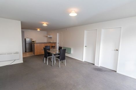 Photo of property in 4/27 Drummond Street, Mount Cook, Wellington, 6021
