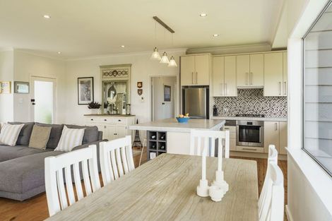 Photo of property in 25 Simla Terrace, Hospital Hill, Napier, 4110
