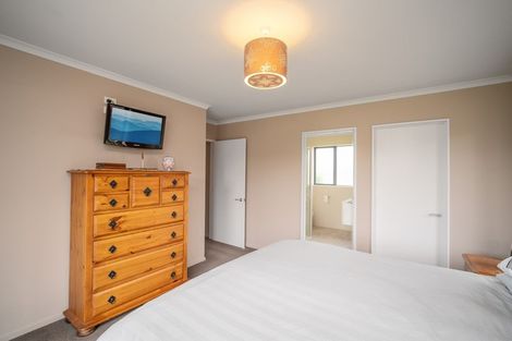 Photo of property in 12 Kingsley Place, Rolleston, 7614