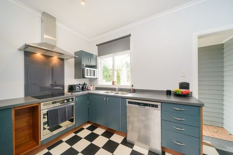 Photo of property in 24 Kauri Street, Roslyn, Palmerston North, 4414