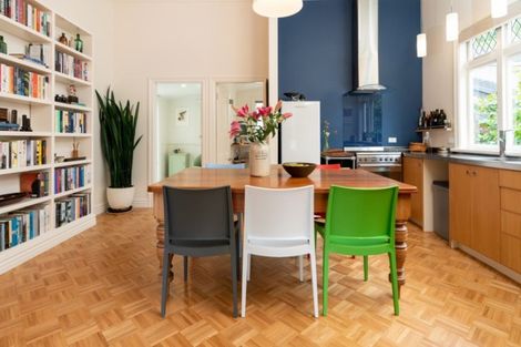 Photo of property in 56 Glenmore Street, Northland, Wellington, 6012