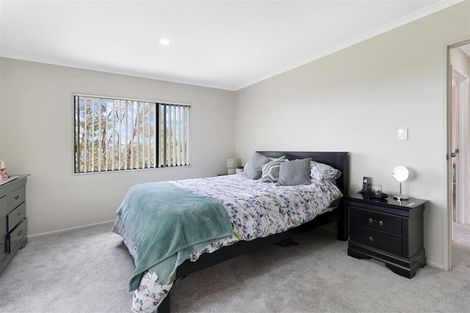 Photo of property in 24 Gordon Stanley Drive, Massey, Auckland, 0614