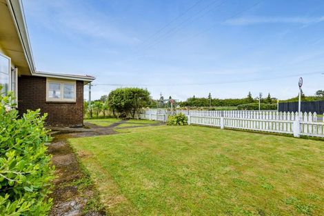 Photo of property in 2 Denmark Terrace, Midhirst, Stratford, 4394