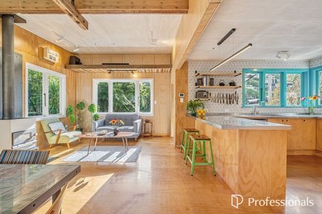 Photo of property in 20 London Road, Korokoro, Lower Hutt, 5012