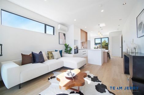 Photo of property in 1 Heketara Way, Massey, 0614