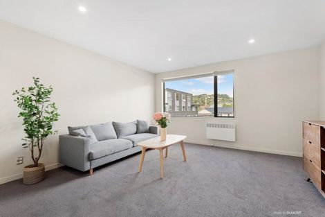 Photo of property in 20/8u Thatcher Crescent, Crofton Downs, Wellington, 6035