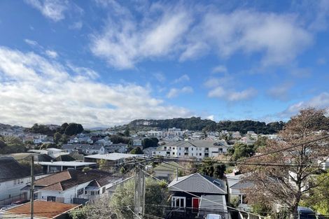 Photo of property in 6 Stanley Street, Berhampore, Wellington, 6023