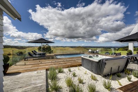 Photo of property in 1232 Taihape Road, Sherenden, Hastings, 4179