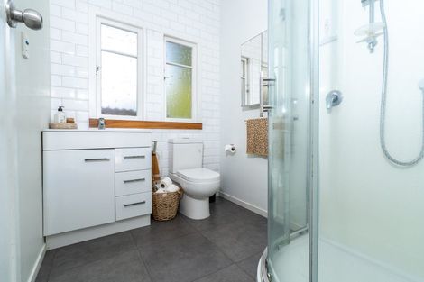 Photo of property in 49 Government Road, Raglan, 3225
