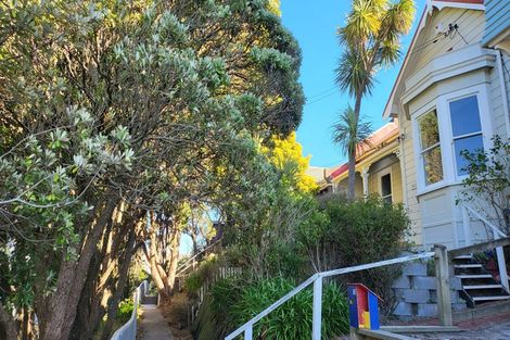 Photo of property in 130 Tasman Street, Mount Cook, Wellington, 6021