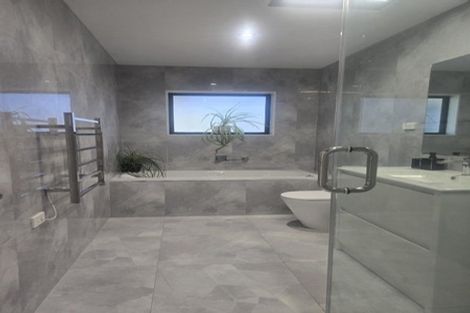 Photo of property in 12 Opouatu Avenue, Glenbrook, Waiuku, 2681