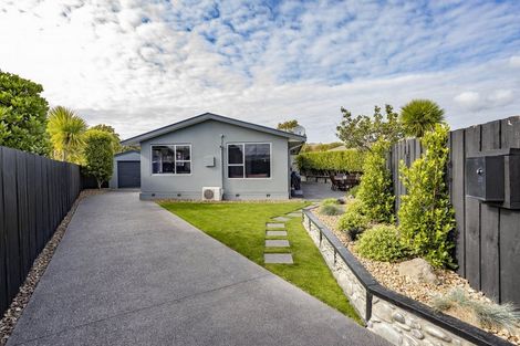 Photo of property in 28 Shetland Street, Woolston, Christchurch, 8062