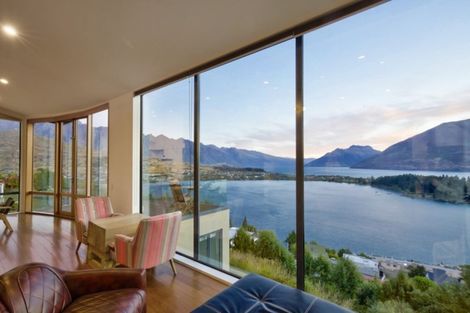 Photo of property in 20 Peregrine Place, Queenstown, 9300