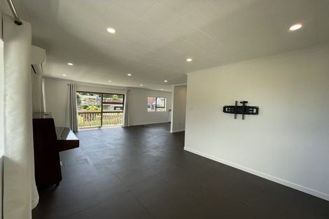 Photo of property in 37 Herekawe Drive, Spotswood, New Plymouth, 4310