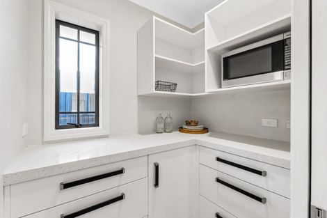 Photo of property in 29 Pinotage Drive, Greenmeadows, Napier, 4112