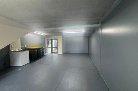 Photo of property in 8/19 Ocean View Road, Hillcrest, Auckland, 0627