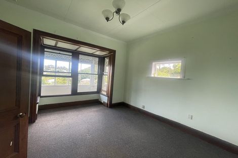Photo of property in 46 Northland Road, Northland, Wellington, 6012