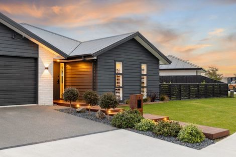 Photo of property in 13 Stackwood Avenue, Woodend, 7610