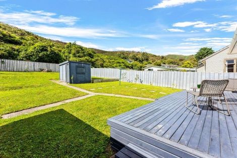 Photo of property in 198 Waddington Drive, Naenae, Lower Hutt, 5011