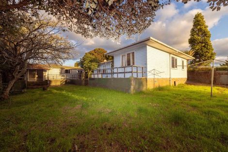 Photo of property in 19 Dunlop Road, Te Puke, 3119