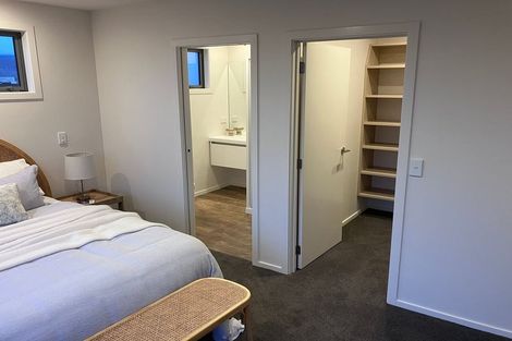 Photo of property in 44 Doug Ledgerwood Drive, Wanaka, 9305