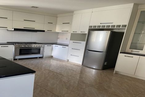 Photo of property in 42 Dromoland Drive, Flat Bush, Auckland, 2019